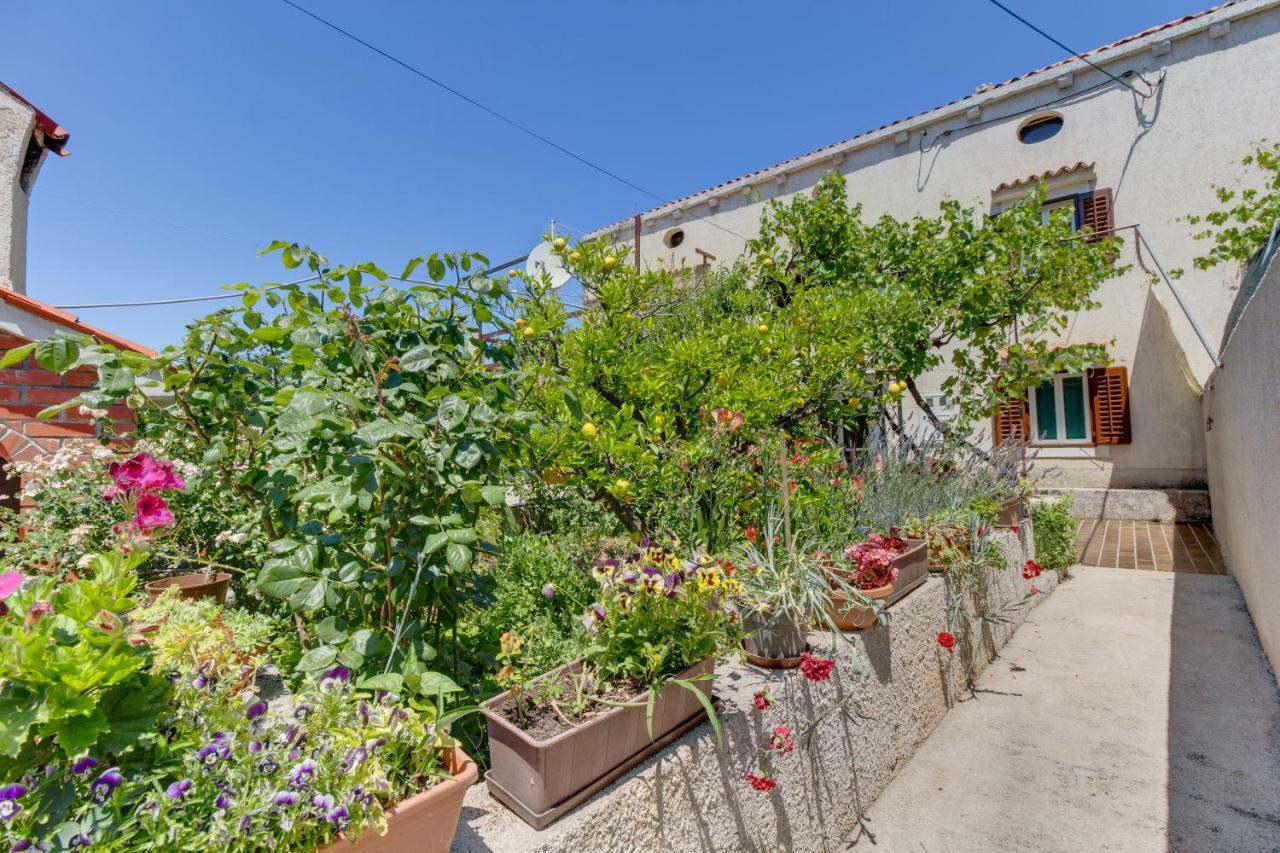 וולי לוסיניי Apartment Carmen מראה חיצוני תמונה